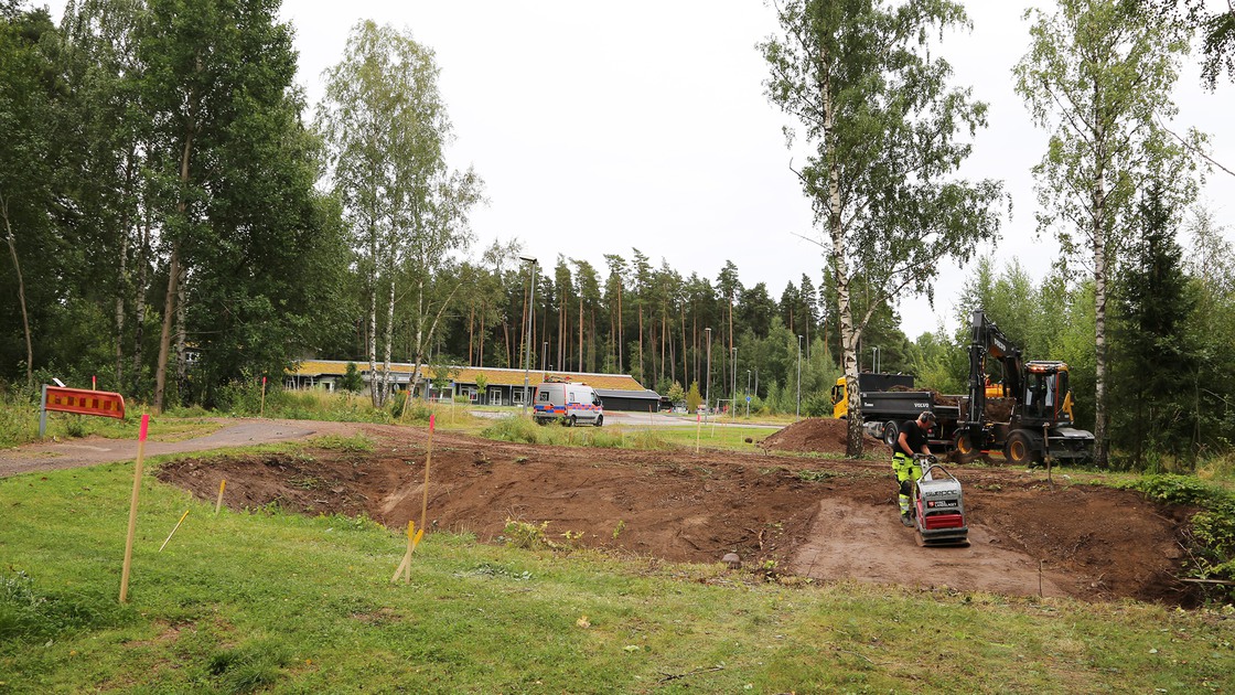 Arbete med anslutningsvägen mellan Bangatan och Villagatan,