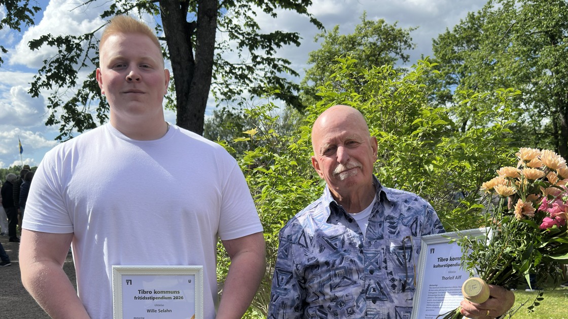 Tibro kommuns stipendier för kultur och fritid delades ut under nationaldagsfirandet i Balteryd 6 juni 2026. Kulturstipendiet tilldelades bildhuggaren Thorleif Aiff och fritidsstipendiet tilldelades armbrytaren Wille Selahn.