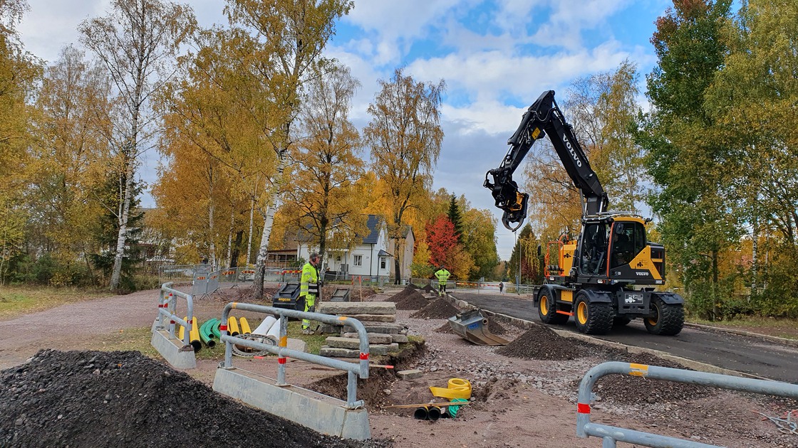 Anläggning av ny anslutningsväg mellan Bangatan och Vallgatan.