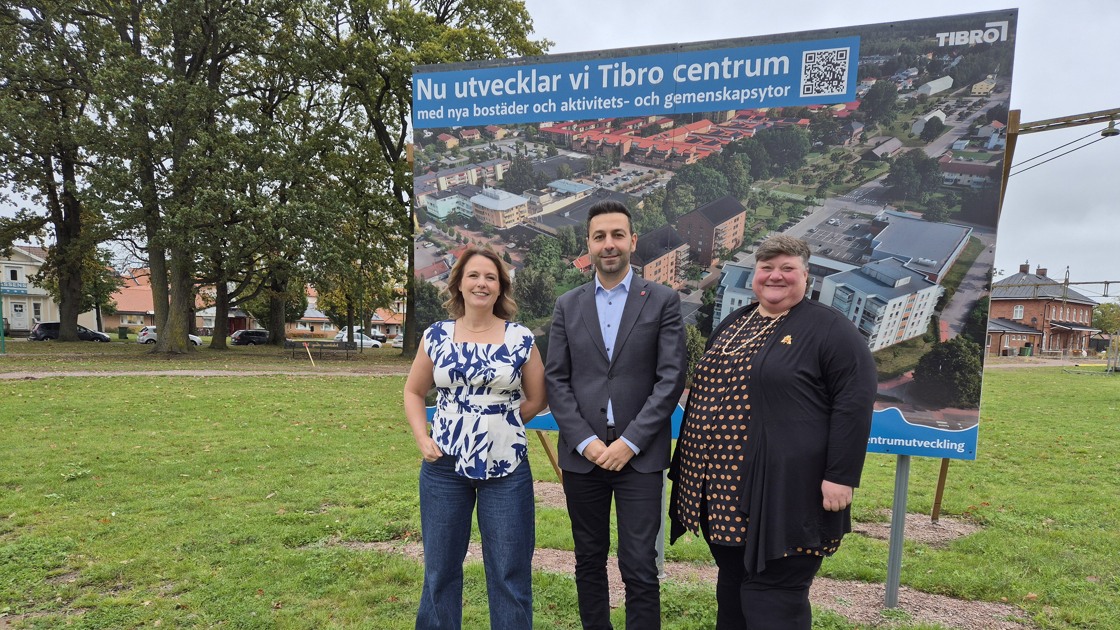 Maria Maric, Jan Hanna och Anna-karin Johansson i Tibros styre för 2027-30.