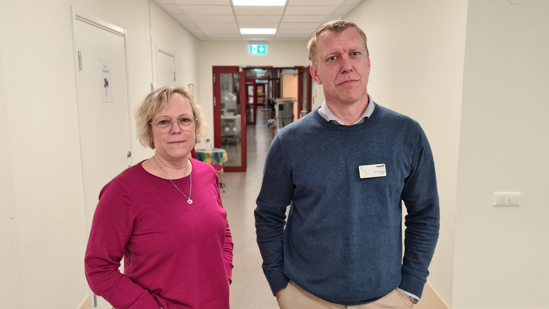 Socialnämndens ordförande Anna-Camilla Andersson och socialchefen Rikard Strömqvist.