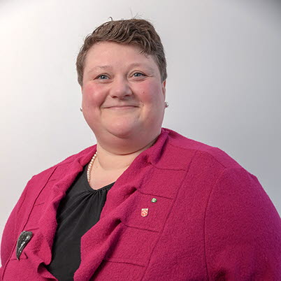 Tibropolitikern Anna-Karin Johansson (C)